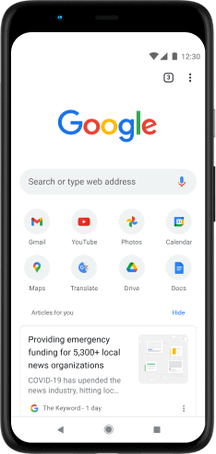 Pixel 4 XL mit Google.com-Suchleiste, favorisierten Apps und vorgeschlagenen Artikeln.